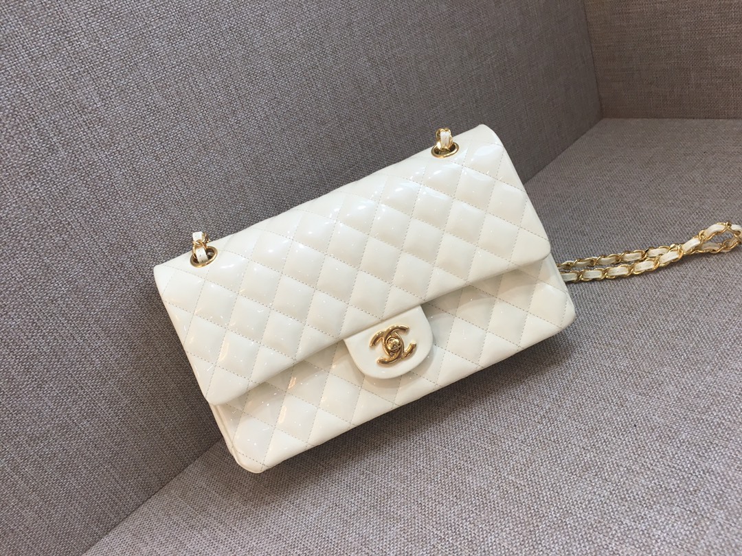 Medium Classic Flap Patent Leather Bag AO1112 White/Gold